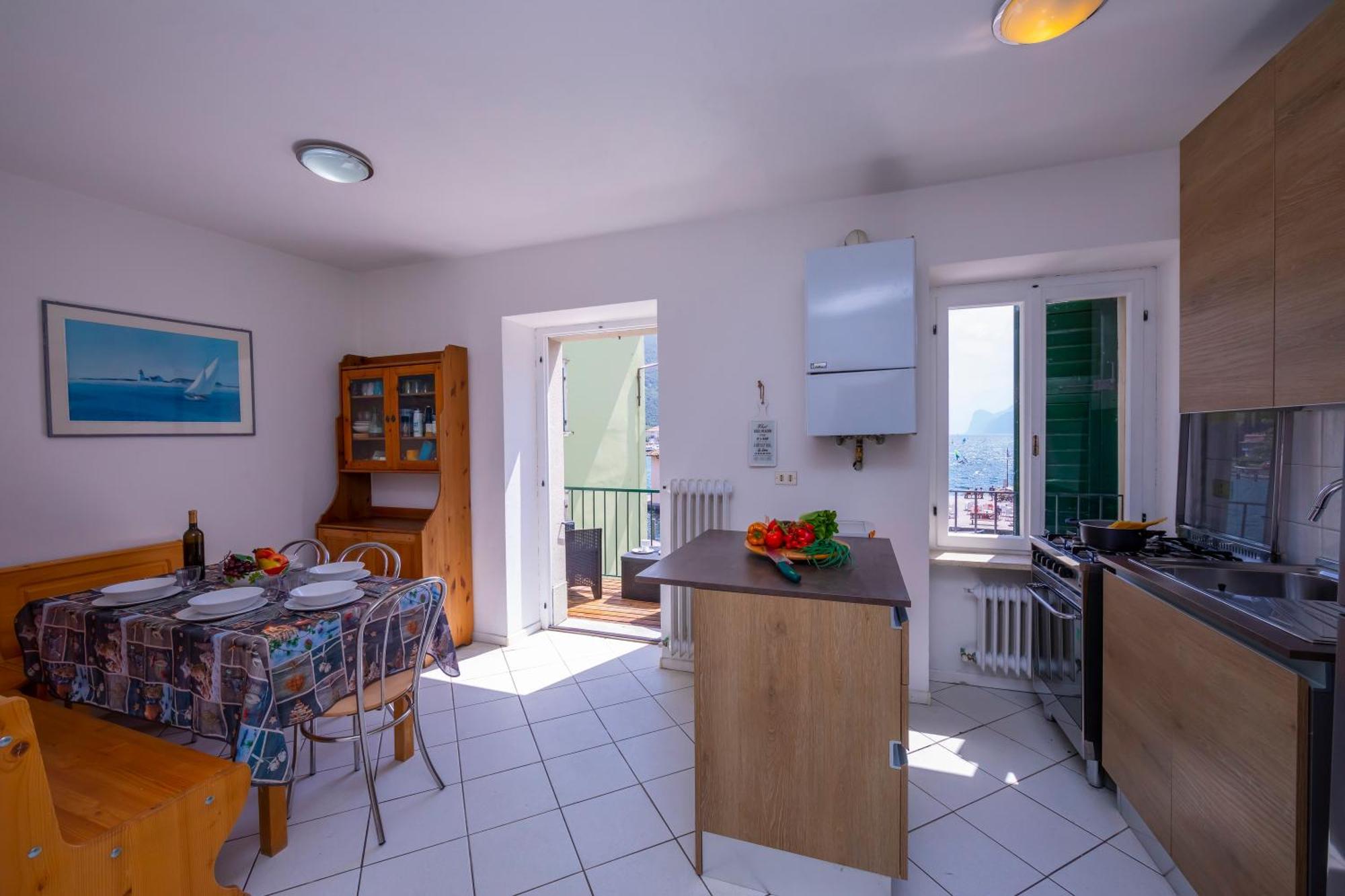 Dogana Best Lake View - Happy Rentals Torbole Sul Garda Екстер'єр фото